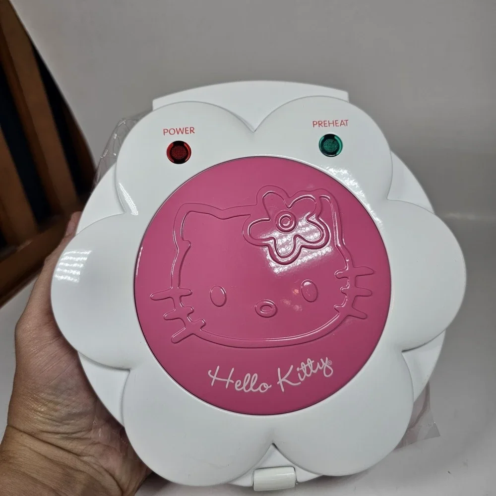 NEW Vintage Sanrio Hello Kitty Sandwich Maker Grill Press 2005 (KT5240)